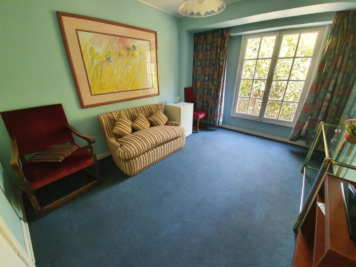 Hotel Foresta サンティアゴ エクステリア 写真